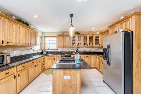 9800 Oakleaf Way Mccordsville IN 46055