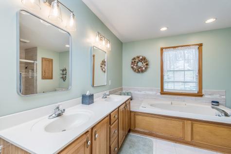 9800 Oakleaf Way Mccordsville IN 46055