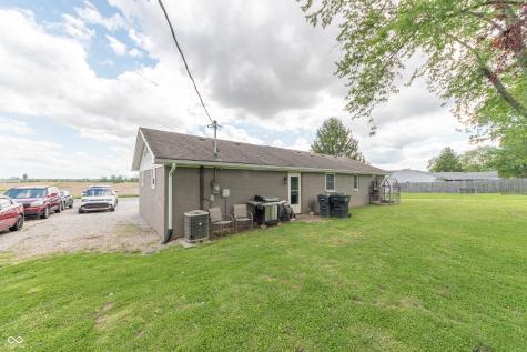 9250 E 50 N Columbus IN 47203