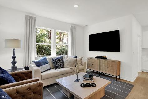 15147 Farrington Way Fishers IN 46037