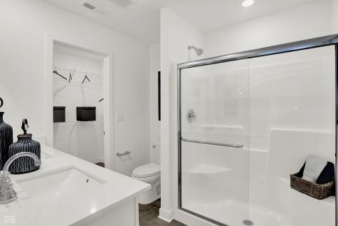 15147 Farrington Way Fishers IN 46037