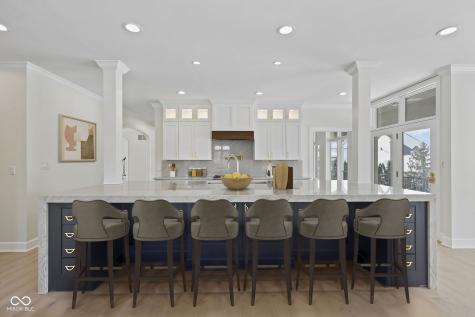 10707 Club Chase Fishers IN 46037