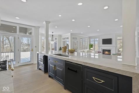 10707 Club Chase Fishers IN 46037