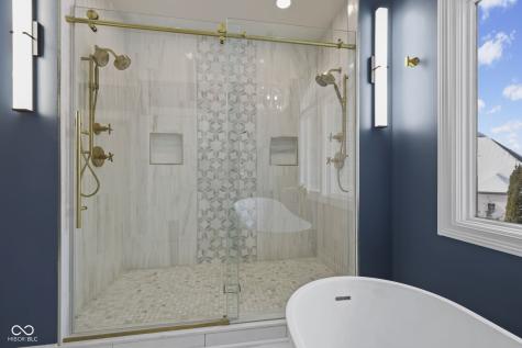 10707 Club Chase Fishers IN 46037