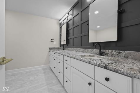 10707 Club Chase Fishers IN 46037