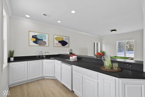 10707 Club Chase Fishers IN 46037