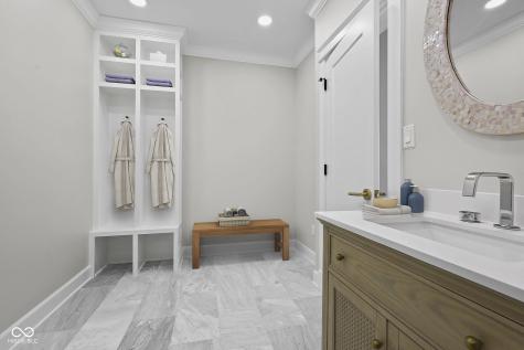 10707 Club Chase Fishers IN 46037