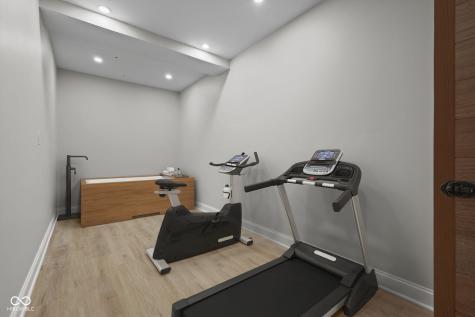 10707 Club Chase Fishers IN 46037