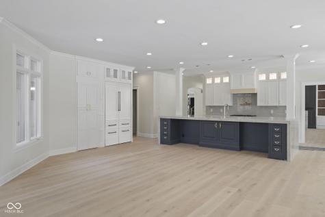 10707 Club Chase Fishers IN 46037