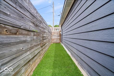 3868 Ruckle Street Indianapolis IN 46205