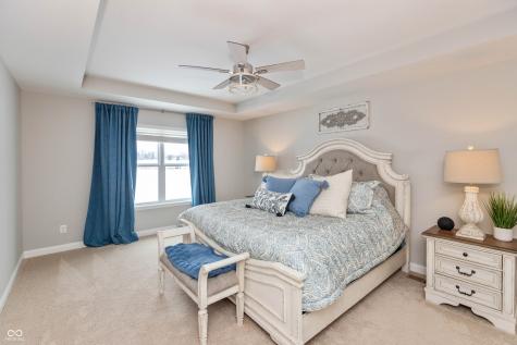 2621 Creek Bank Drive Columbus IN 47201