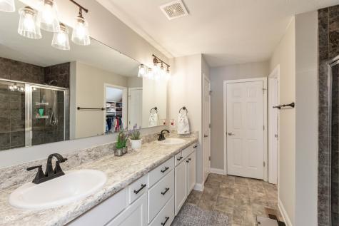 2621 Creek Bank Drive Columbus IN 47201