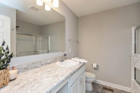 2621 Creek Bank Drive Columbus IN 47201