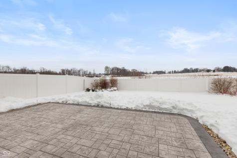 2621 Creek Bank Drive Columbus IN 47201