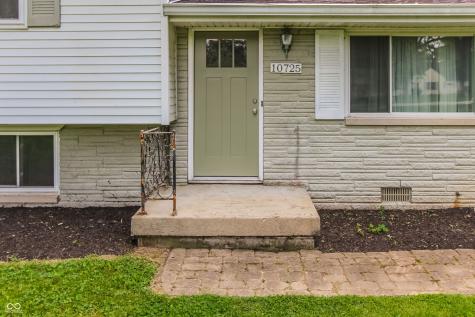 10725 E Edgewood Avenue Indianapolis IN 46239