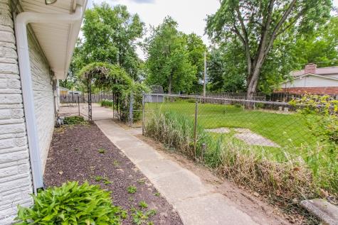 10725 E Edgewood Avenue Indianapolis IN 46239