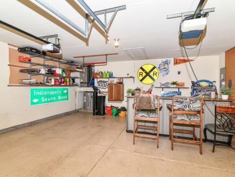 6585 Discovery Drive S Indianapolis IN 46250