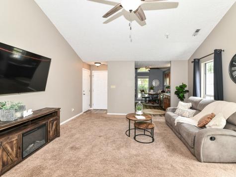 6585 Discovery Drive S Indianapolis IN 46250