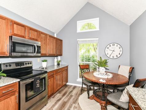 6585 Discovery Drive S Indianapolis IN 46250