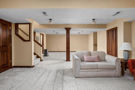 8837 Amber Stone Court Zionsville IN 46077
