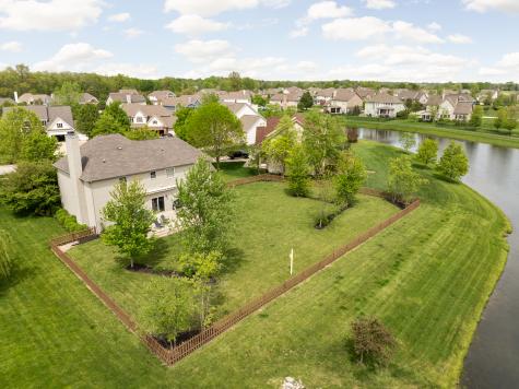 8837 Amber Stone Court Zionsville IN 46077