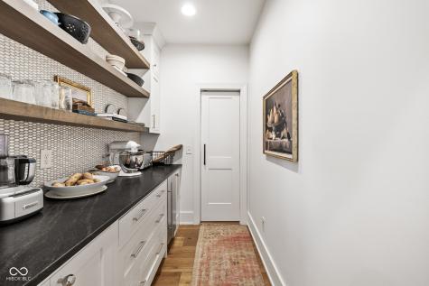7290 Hull Road Zionsville IN 46077