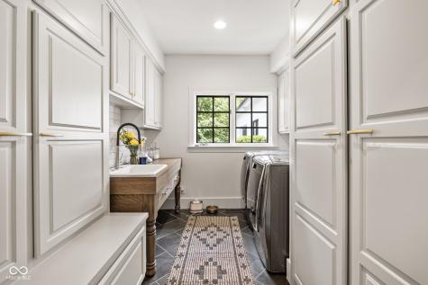 7290 Hull Road Zionsville IN 46077