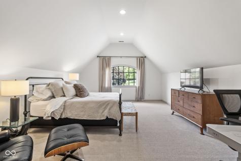 7290 Hull Road Zionsville IN 46077
