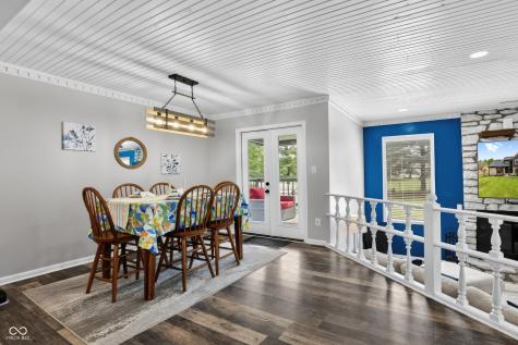 3781 S Creekside Drive New Palestine IN 46163