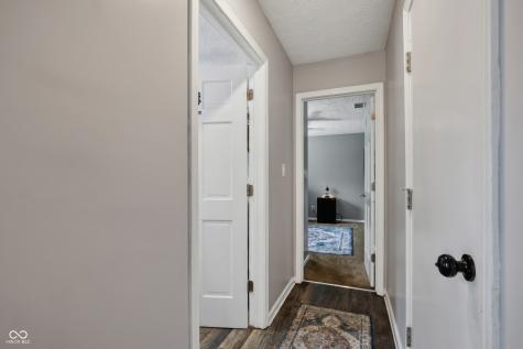 3781 S Creekside Drive New Palestine IN 46163