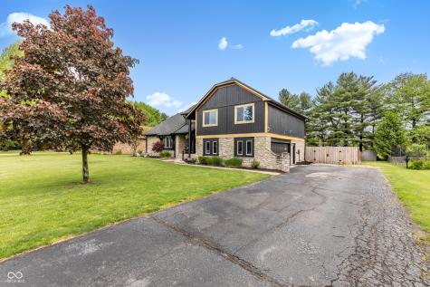 3781 S Creekside Drive New Palestine IN 46163