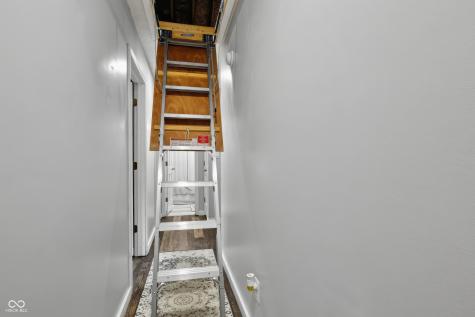 3781 S Creekside Drive New Palestine IN 46163