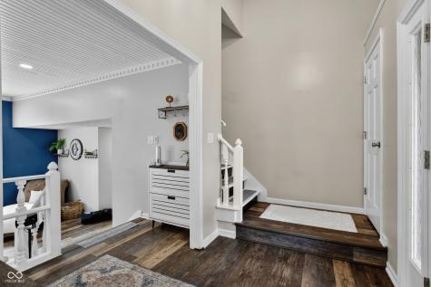 3781 S Creekside Drive New Palestine IN 46163