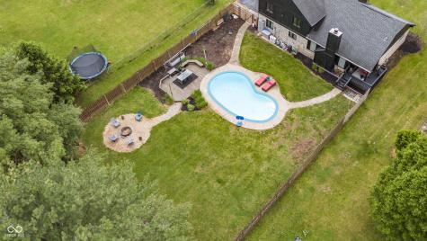 3781 S Creekside Drive New Palestine IN 46163