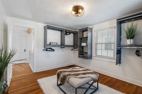 739 E 53rd Street Indianapolis IN 46220