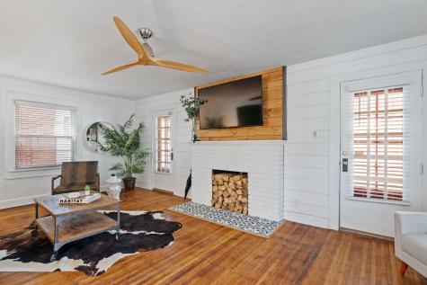 739 E 53rd Street Indianapolis IN 46220