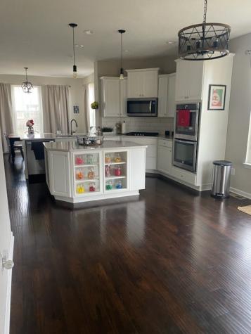 2496 Commons Court Avon IN 46123