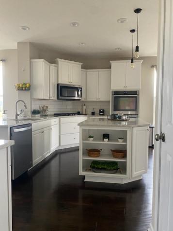2496 Commons Court Avon IN 46123