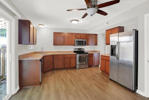 32 Meridian Gardens Lane Indianapolis IN 46227