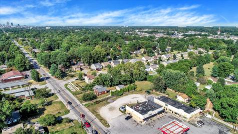 32 Meridian Gardens Lane Indianapolis IN 46227