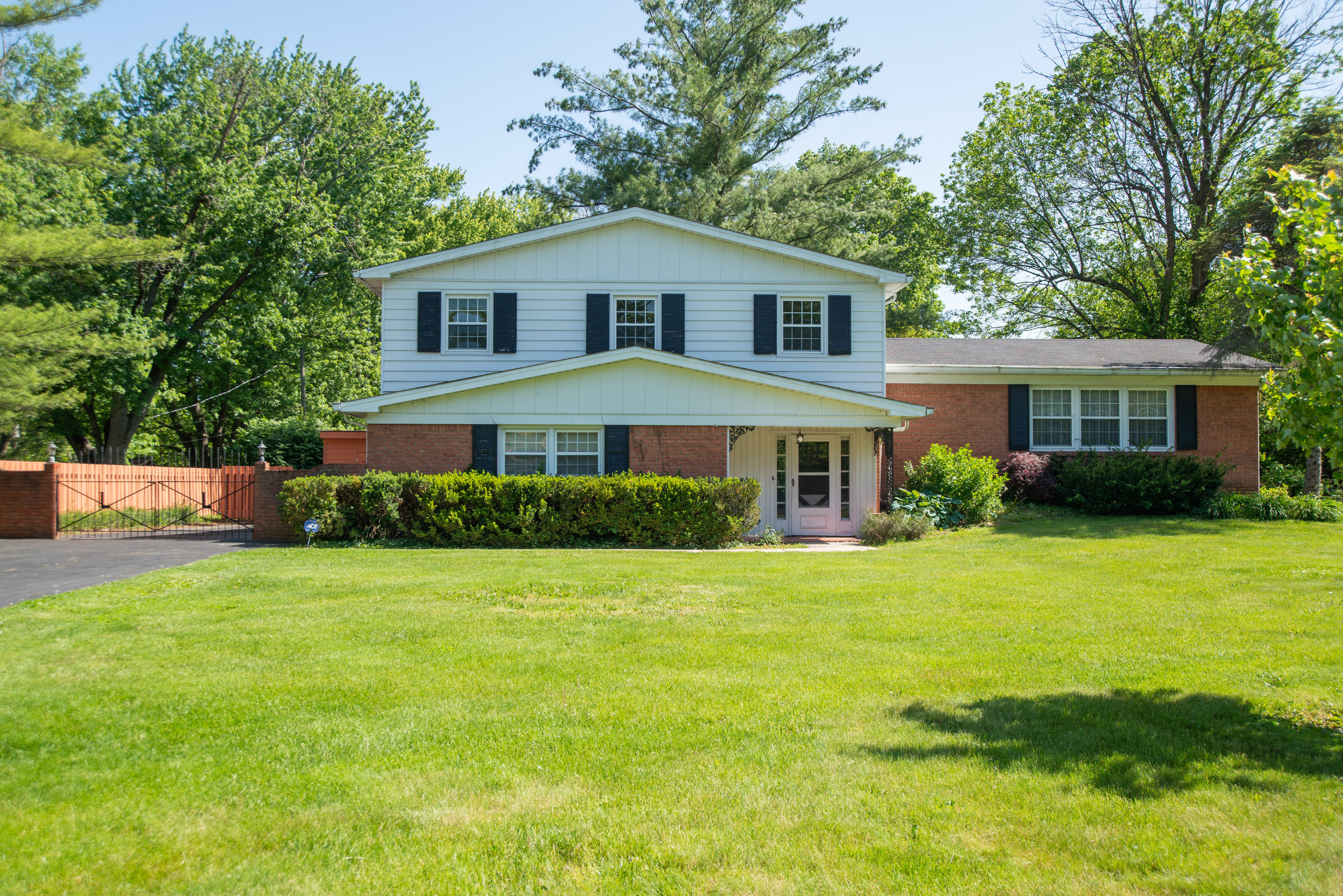 945 W 73rd Street Indianapolis IN 46260