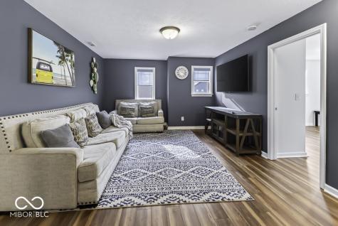 7414 Glen Park Way Indianapolis IN 46259