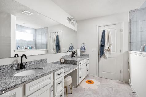 7222 Oak Trace Lane Brownsburg IN 46112