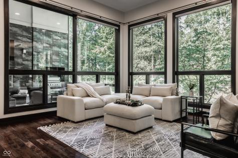 11548 Willow Springs Drive Zionsville IN 46077