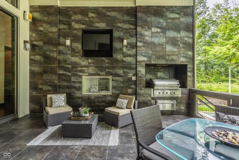 11548 Willow Springs Drive Zionsville IN 46077