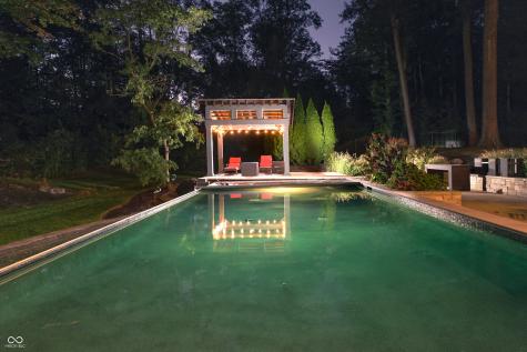 11548 Willow Springs Drive Zionsville IN 46077
