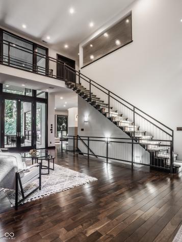 11548 Willow Springs Drive Zionsville IN 46077