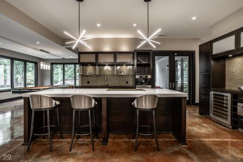 11548 Willow Springs Drive Zionsville IN 46077