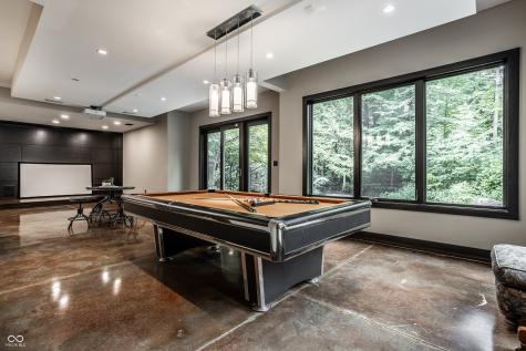 11548 Willow Springs Drive Zionsville IN 46077