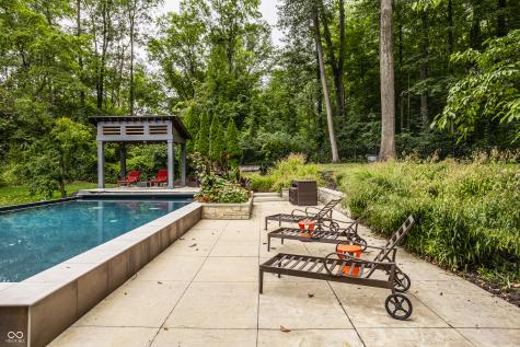 11548 Willow Springs Drive Zionsville IN 46077